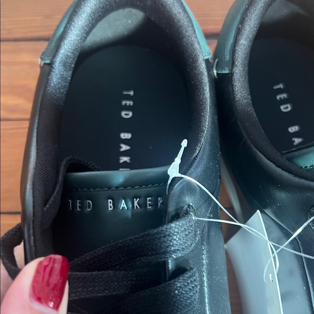 Ted Baker London Sleek Men's Robberto Black Leather Sneakers - NIB - Size 11 - Picture 7 of 13